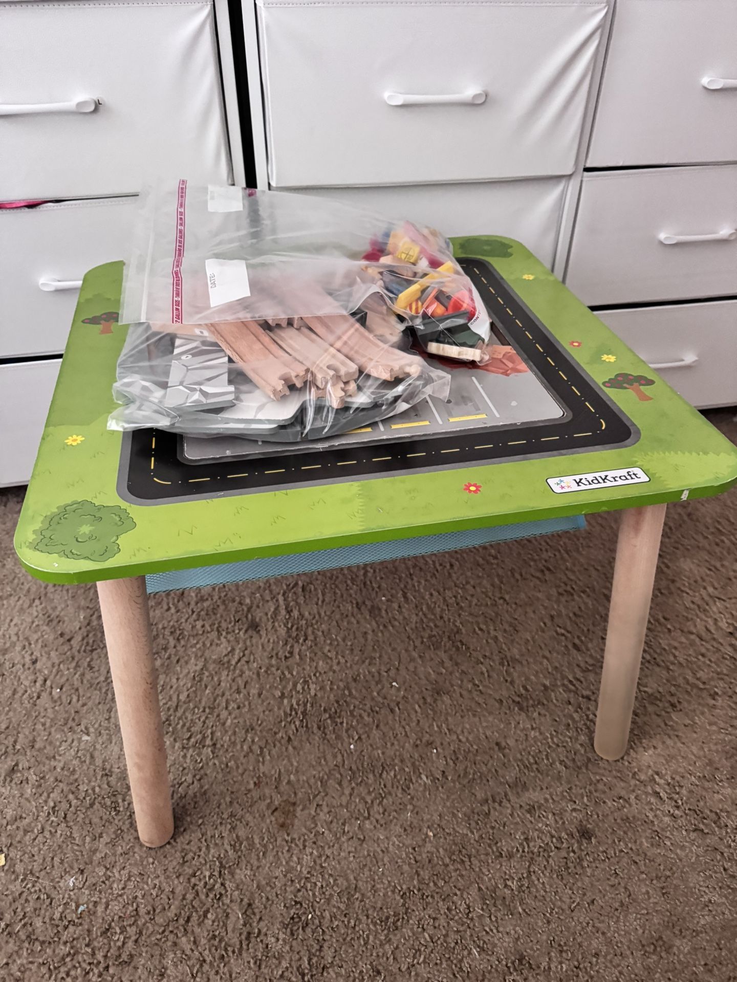 Kidkraft Rocky Mountain Train Set And Train Table