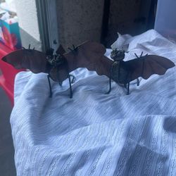 Handcrafted Bat Metal Sculpture