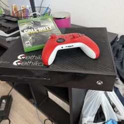 Xbox One + Game + Controller 
