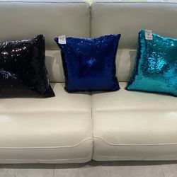 20x20 Sequin Pillows With Feathers 