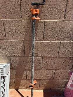 Pony pipe clamp