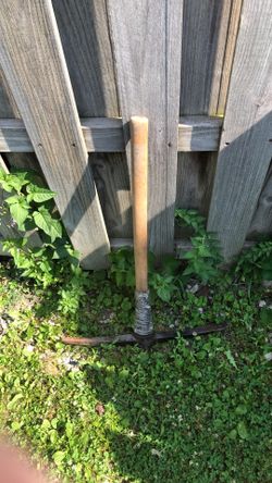 Pick axe