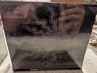 PKC pitch black ETB set 2 total