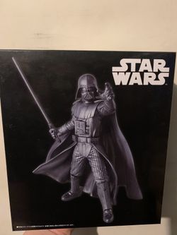 Star Wars Darth Vader Figure