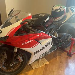 Custom 2011 Ducati