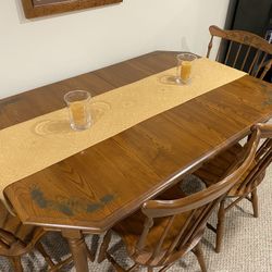 Hitchcock Oak Table And Chairs