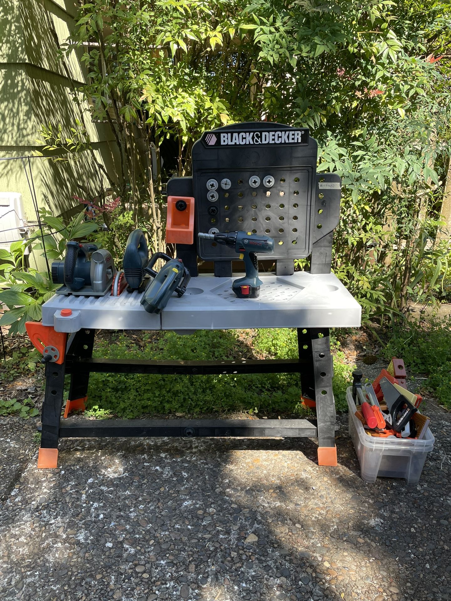 Kids’ Black & Decker Tool Station