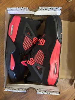 jordan 4s red tunders size 9 