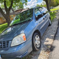 Mini Van  