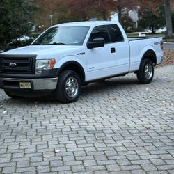 White 2014 Ford F150 Eco boost 3.5L Twin Turbo