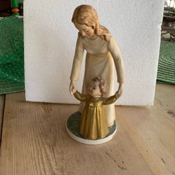 Hummel Figurine Mother and Child