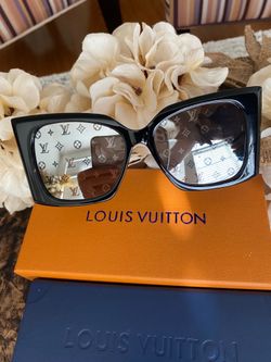 New - Louis Vuitton