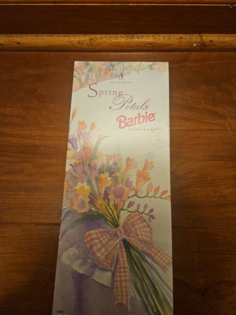 Barbie Avon Spring Second In Series Barbie (Blonde)