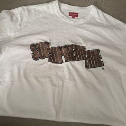 SUPREME SHIRT • XL • WHITE SHORT SLEEVE
