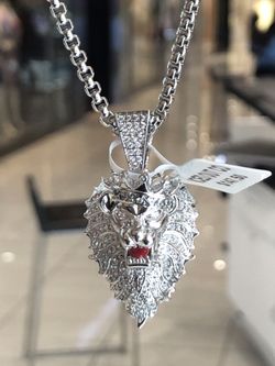 Brand New Men’s Fully Iced Out Lion Head 14k white gold finish Lab diamonds pendant with stainless steel chain