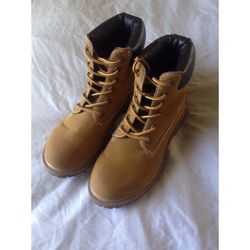 Boy’s Winter Boots