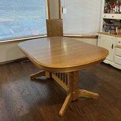 Oak Dining Room Table with Leaf