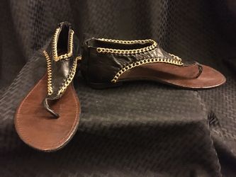 Bumper Flats Black Leather with Chain Trim (Women’s Size 8.5)