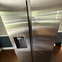 Samsung Fridge Model RS22T5201SR