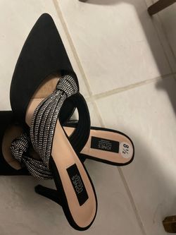 Jones New York Signature Black Heels Size 8.5