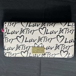 Betsy Johnson Wallet
