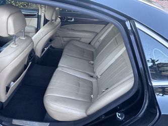 2013 Hyundai Equus