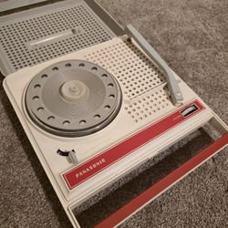 Vinyl Record Player Portable Record Player Panasonic SG-334 Solid State Turntable Phonograph VINTAGE