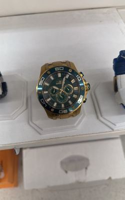  Invicta Watch 