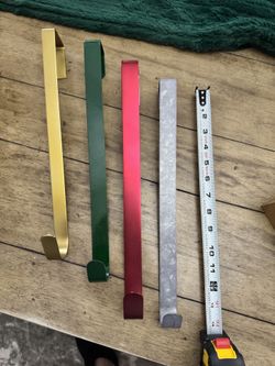 Set Of 4 Wreath Hooks
