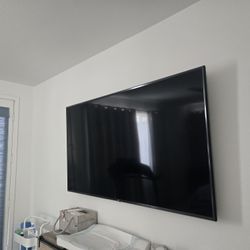 LG UHD 75 Inch TV