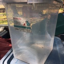 Pet Food Container With Hinge Lock Lynn Only $10 Firm