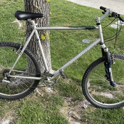 Specialized Hardrock Mountain Bike