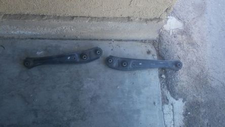 96-00 civic rear lower control arm
