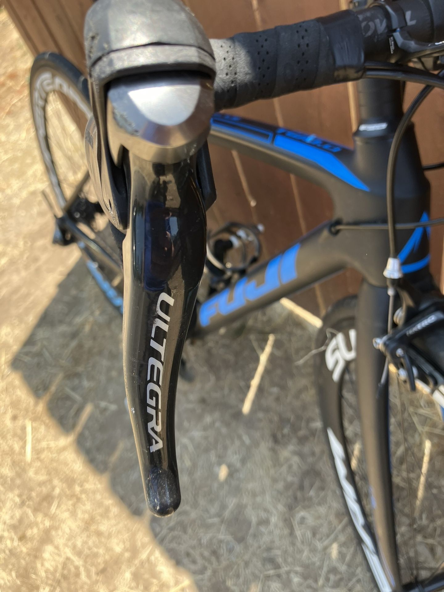 Fuji Gran Fondo 2.0 Road Bike