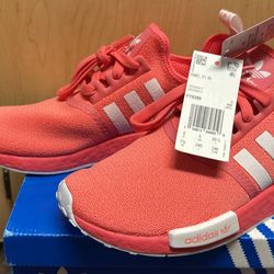 Brand New adidas NMD R1 