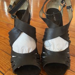 Nine West Wedge sandals 
