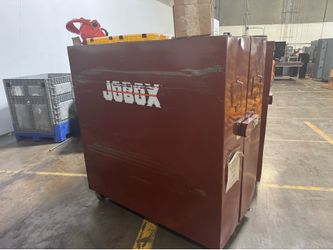 Jobox Clambshell tool box