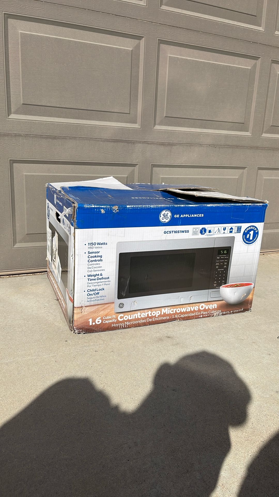 GE Countertop Microwave Works Great