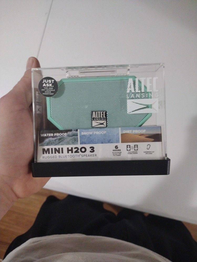 Altec Lansing Mini Water Proof Bluetooth Speaker 