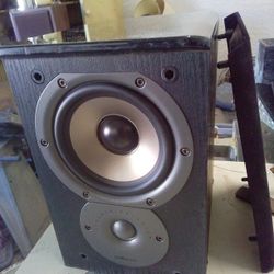 Polk Single Speaker Model TSi100 Black