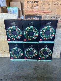 LEGO Christmas Holiday Wreath 10340, LEGO Wreath, LEGO Holiday, LEGO Botanical, LEGO Christmas, Holiday Garland, Holiday Decorations, Holiday Wreaths