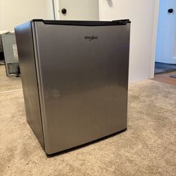 Whirlpool Mini Fridge
