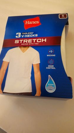 N. Peoria brand new mens hanes 3 tageless v necks small 34 36 Description Has Pickup Location Options