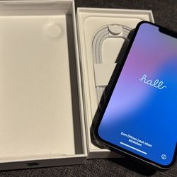 iPhone 16e