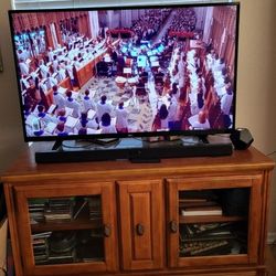 Oak credenza TV Stand in excellent condition! 