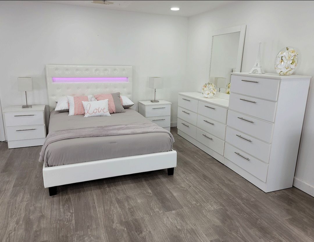 BEDROOM SET 💫 SOLD SEPARATELY TOO 💫 FAST DELIVERY SERVICE