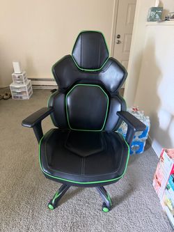 Gaming chair\ Desk chair
