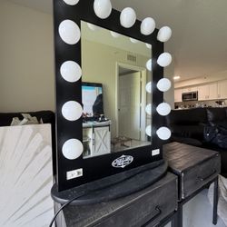 Vanity Mirror 
