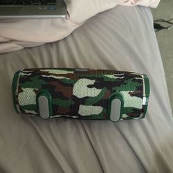 Bluetooth Speaker Works Good 