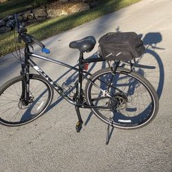 Giant Cypress Hybrid Bike